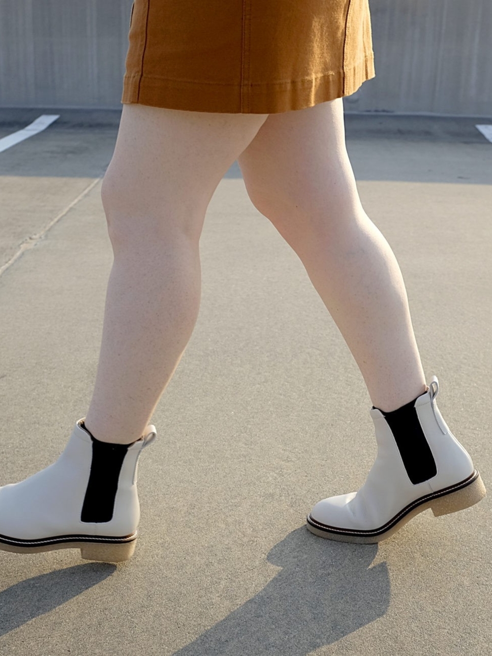 Everlane Cream Chelsea Boots with Black Elastic Panels